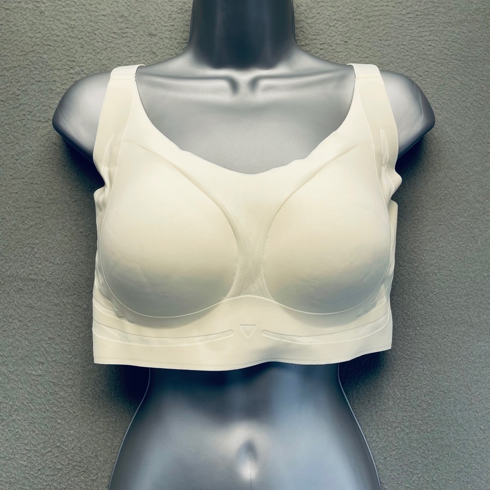 LushFitting Women Seamless Wireless Bra Nylon Spandex 4XL Cream Athleisure